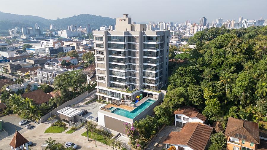 "The Hill Residence: Para quem
sonha estar
no topo."