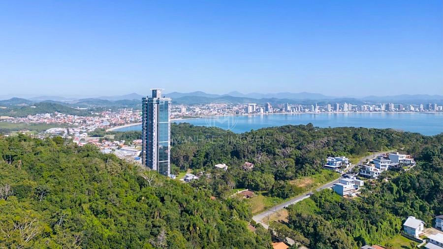 "Vista Paradiso Residences: Um edifício feito para as pessoas que não abrem mão de uma pausa, seja para respirar fundo, se exercitar, dar um mergulho ou admirar a natureza da janela de casa."