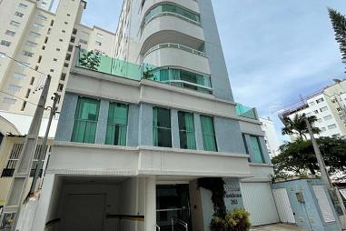 Apartamento no Edifício Ana Capri na Alvim Bauer em Balneário